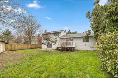 195 NW Phyllis Ct, Gresham, OR 97030 - Photo 39