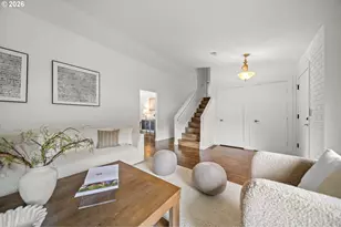 195 NW Phyllis Ct, Gresham, OR 97030 - Photo 11