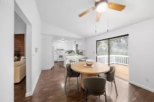 195 NW Phyllis Ct, Gresham, OR 97030 - Photo 13