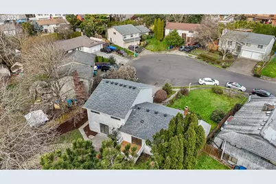 195 NW Phyllis Ct, Gresham, OR 97030 - Photo 43