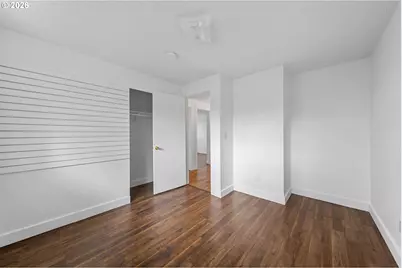 195 NW Phyllis Ct, Gresham, OR 97030 - Photo 35