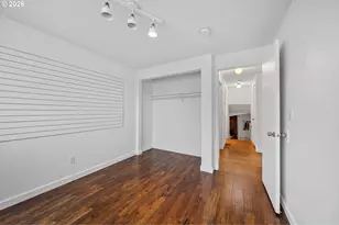 195 NW Phyllis Ct, Gresham, OR 97030 - Photo 31