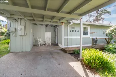 1844 NW 33rd St, Lincoln City, OR 97367 - Photo 19
