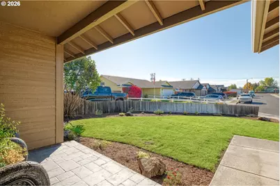 2142 NE Wolverine Loop, Prineville, OR 97754 - Photo 3