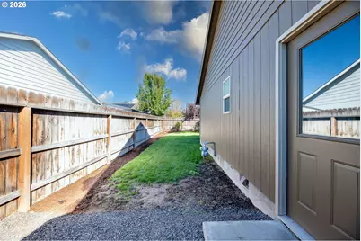 2142 NE Wolverine Loop, Prineville, OR 97754 - Photo 39