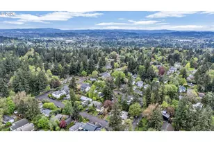 9505 SW 50th Ave, Portland, OR 97219 - Photo 33