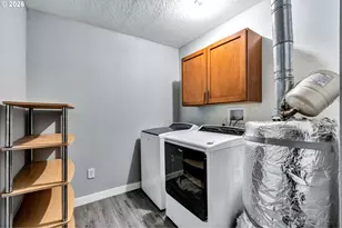 9505 SW 50th Ave, Portland, OR 97219 - Photo 25