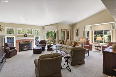 1056 Quail Ct, Hood River, OR 97031 - Photo 9