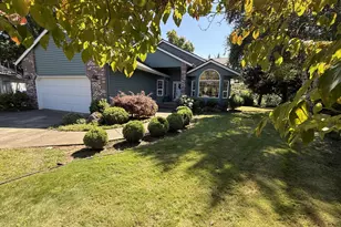 1056 Quail Ct, Hood River, OR 97031 - Photo 5