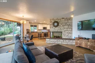 1751 Fairhill Dr, Roseburg, OR 97471 - Photo 37