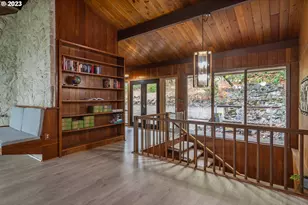 1751 Fairhill Dr, Roseburg, OR 97471 - Photo 3