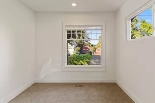 5732 SE Lexington St, Portland, OR 97206 - Photo 17