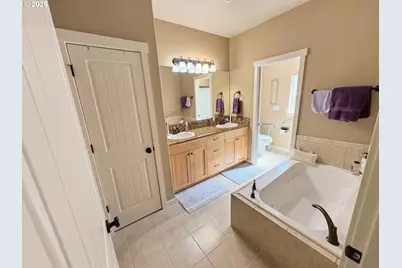 6136 Exodus St SE, Salem, OR 97306 - Photo 13
