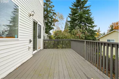 1421 SW Binford Lake Pkwy, Gresham, OR 97080 - Photo 33