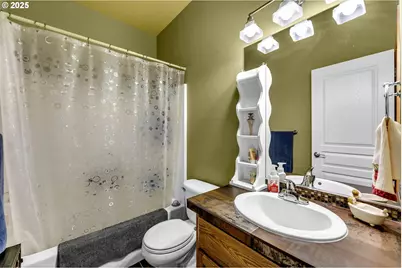 1035 E Pioneer Loop, La Center, WA 98629 - Photo 27