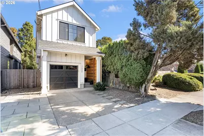 7400 N Lancaster Ave, Portland, OR 97217 - Photo 1