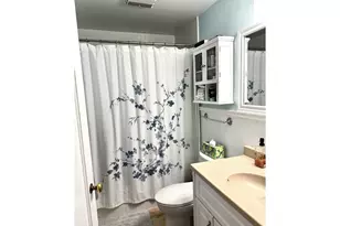 321 E 27th St, Vancouver, WA 98663 - Photo 9