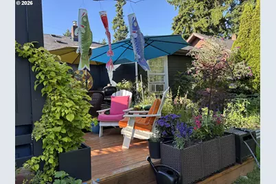 321 E 27th St, Vancouver, WA 98663 - Photo 13