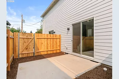 7484 SE 51st Ave, Portland, OR 97206 - Photo 11