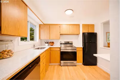 4239 SW Garden Home Rd, Portland, OR 97219 - Photo 9