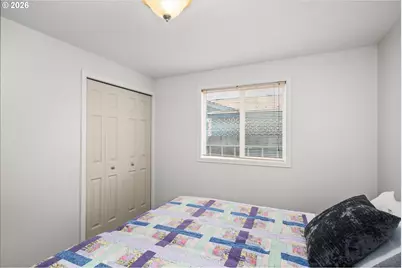 5621 C St, Springfield, OR 97478 - Photo 23