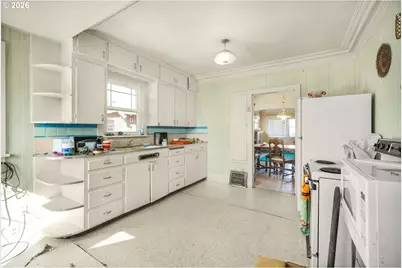 1152 NE Columbia Blvd, Portland, OR 97211 - Photo 15