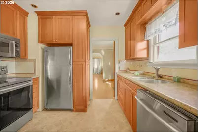 1152 NE Columbia Blvd, Portland, OR 97211 - Photo 23