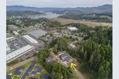 1502 SE Marine Ave, Lincoln City, OR 97367 - Photo 31