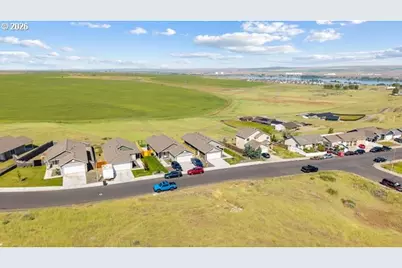 2768 High Desert Loop, Umatilla, OR 97882 - Photo 29