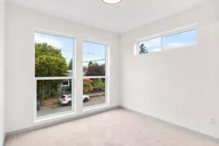 7381 N Mobile Ave, Portland, OR 97217 - Photo 11