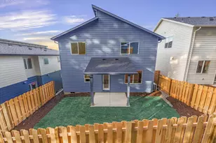 284 NW Mawrcrest Ave, Gresham, OR 97030 - Photo 35