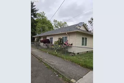 17329 SE Alder St, Portland, OR 97233 - Photo 1