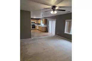 17329 SE Alder St, Portland, OR 97233 - Photo 5
