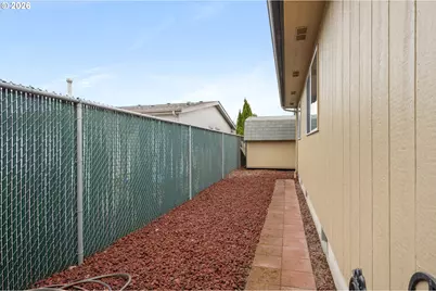 2418 Kalmia St, Eugene, OR 97404 - Photo 37