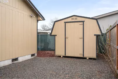 2418 Kalmia St, Eugene, OR 97404 - Photo 39