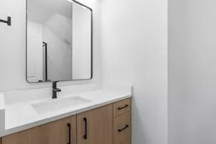 3843 N Willis Blvd, Portland, OR 97217 - Photo 5