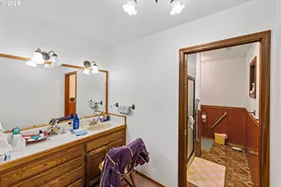 705 Prefontaine Dr, Coos Bay, OR 97420 - Photo 21