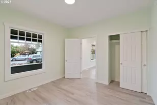 715 19th St, Salem, OR 97301 - Photo 13