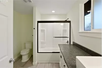 715 19th St, Salem, OR 97301 - Photo 21