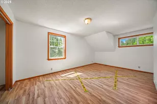 90450 Deadwood Creek Rd, Deadwood, OR 97430 - Photo 45