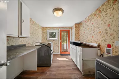 90450 Deadwood Creek Rd, Deadwood, OR 97430 - Photo 29