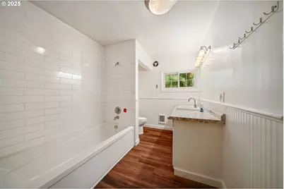 90450 Deadwood Creek Rd, Deadwood, OR 97430 - Photo 27