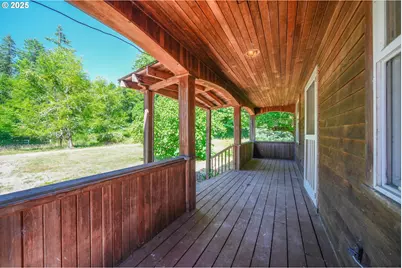 90450 Deadwood Creek Rd, Deadwood, OR 97430 - Photo 37