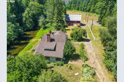 90450 Deadwood Creek Rd, Deadwood, OR 97430 - Photo 9