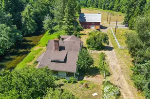 90450 Deadwood Creek Rd, Deadwood, OR 97430 - Photo 9