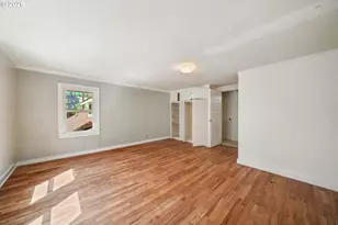 90450 Deadwood Creek Rd, Deadwood, OR 97430 - Photo 31