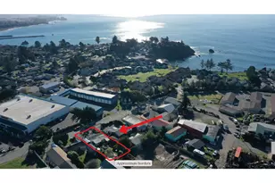 237 Wharf St, Brookings, OR 97415 - Photo 3