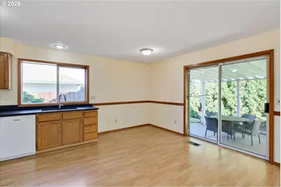 1360 N Locust St, Canby, OR 97013 - Photo 15