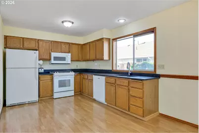 1360 N Locust St, Canby, OR 97013 - Photo 13