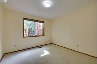 1360 N Locust St, Canby, OR 97013 - Photo 29